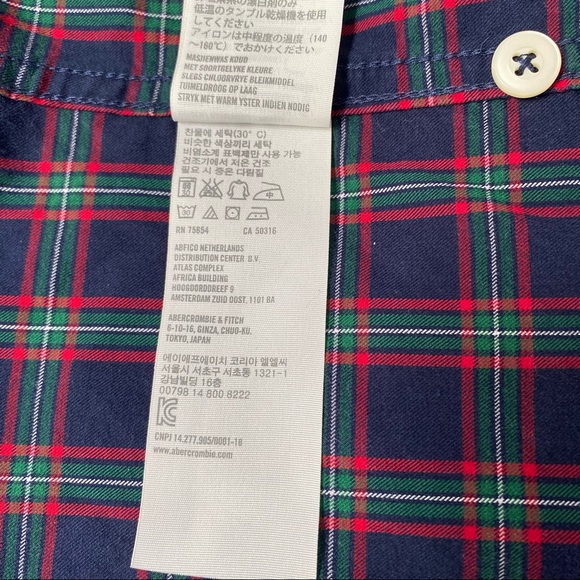 New without tags Abercrombie Fitch ButtonUp - Picture 5 of 6